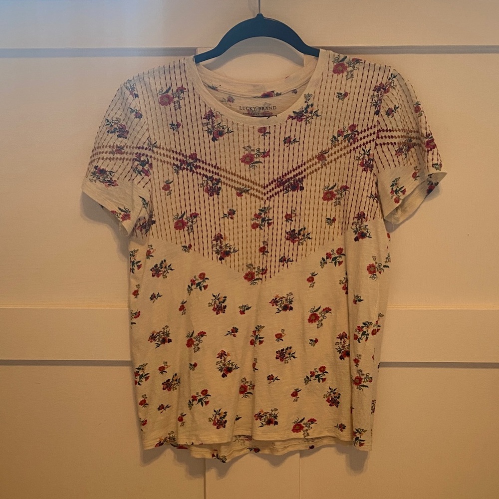 Lucky Brand Cream Floral Short Sleeve Top